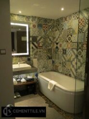 Trang trí nhà tắm ấn tượng và độc đáo bằng gạch bông