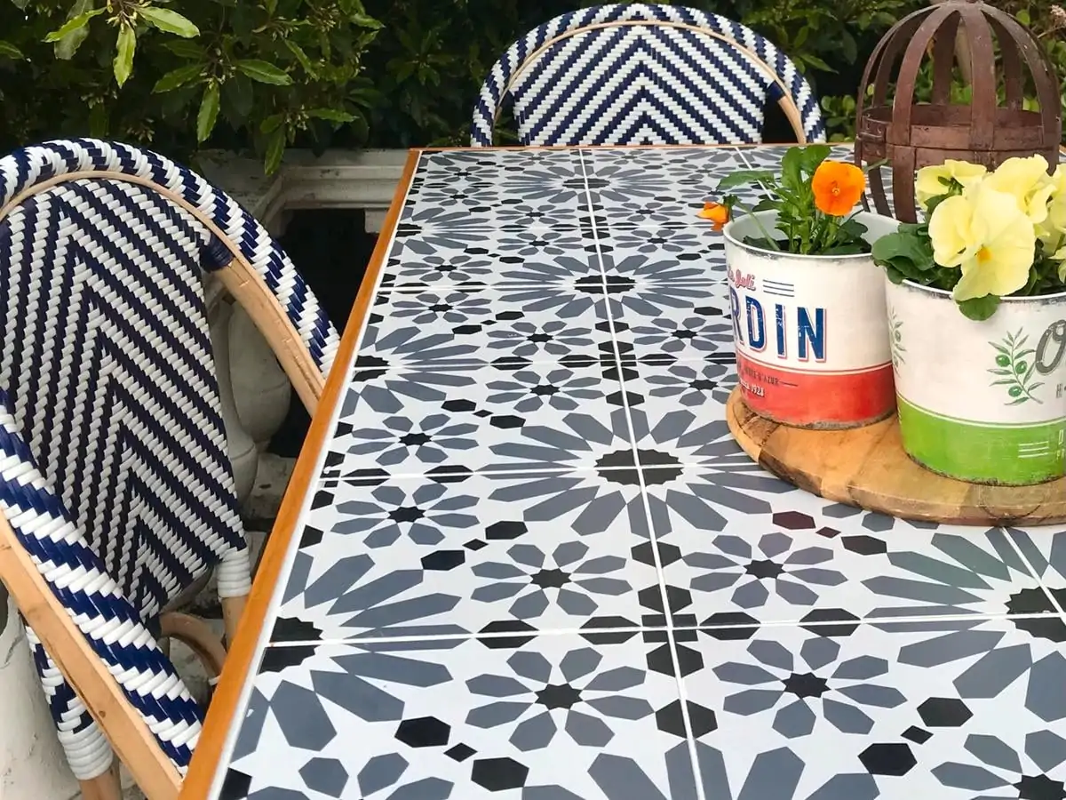 Mặt bàn gạch bông decor nhà hàng Mặt bàn gạch bông decor nhà hàng